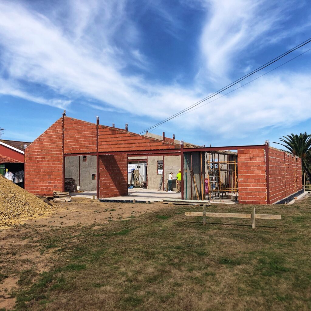 Obra y proceso constructivo — 012